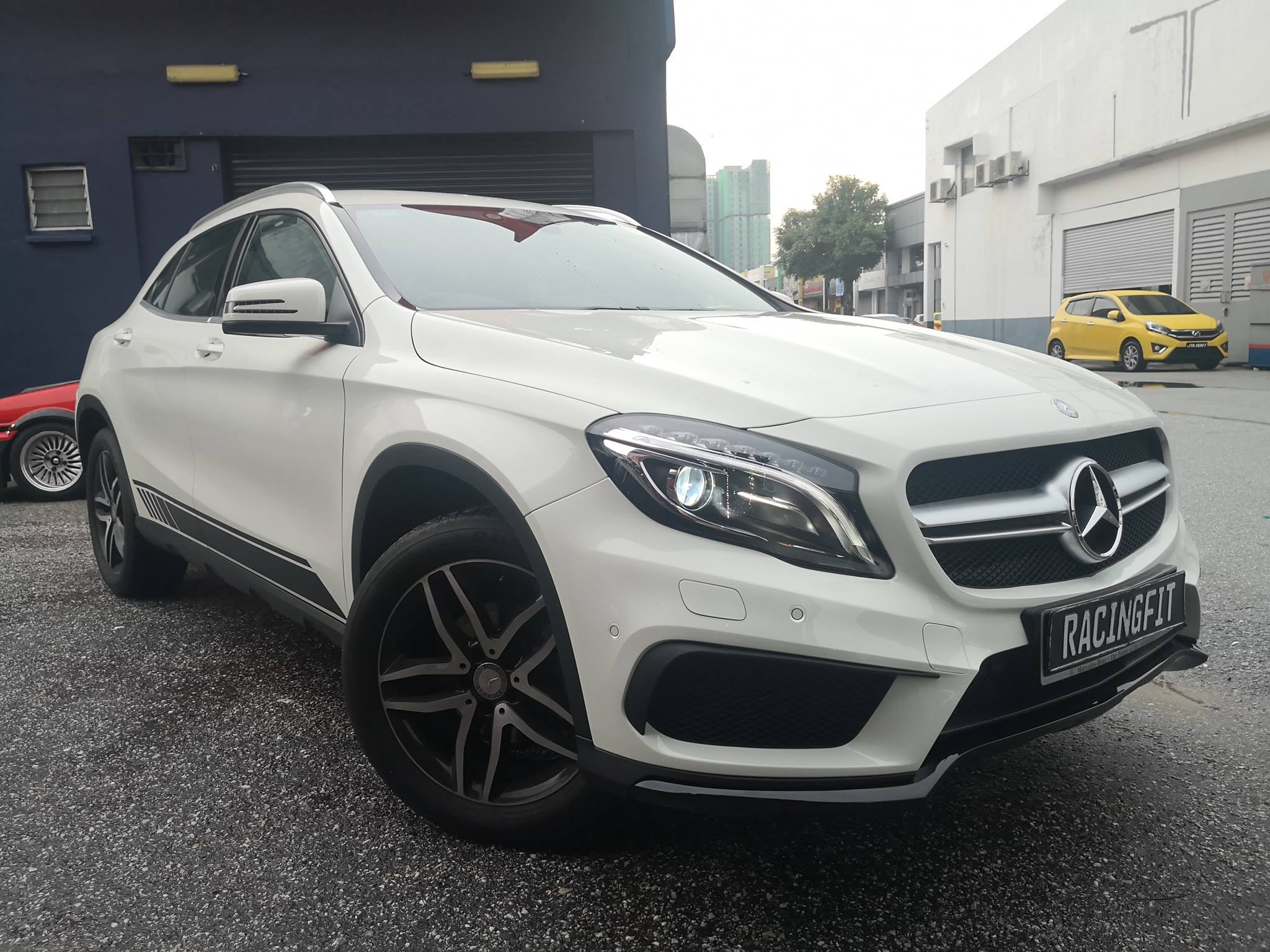 GLA X156 GLA45 BODYKIT BUMPER CONVERSION